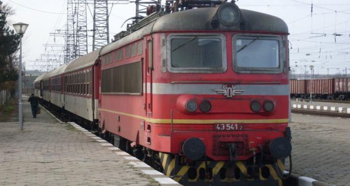 Влак прегази жена във Врачанско